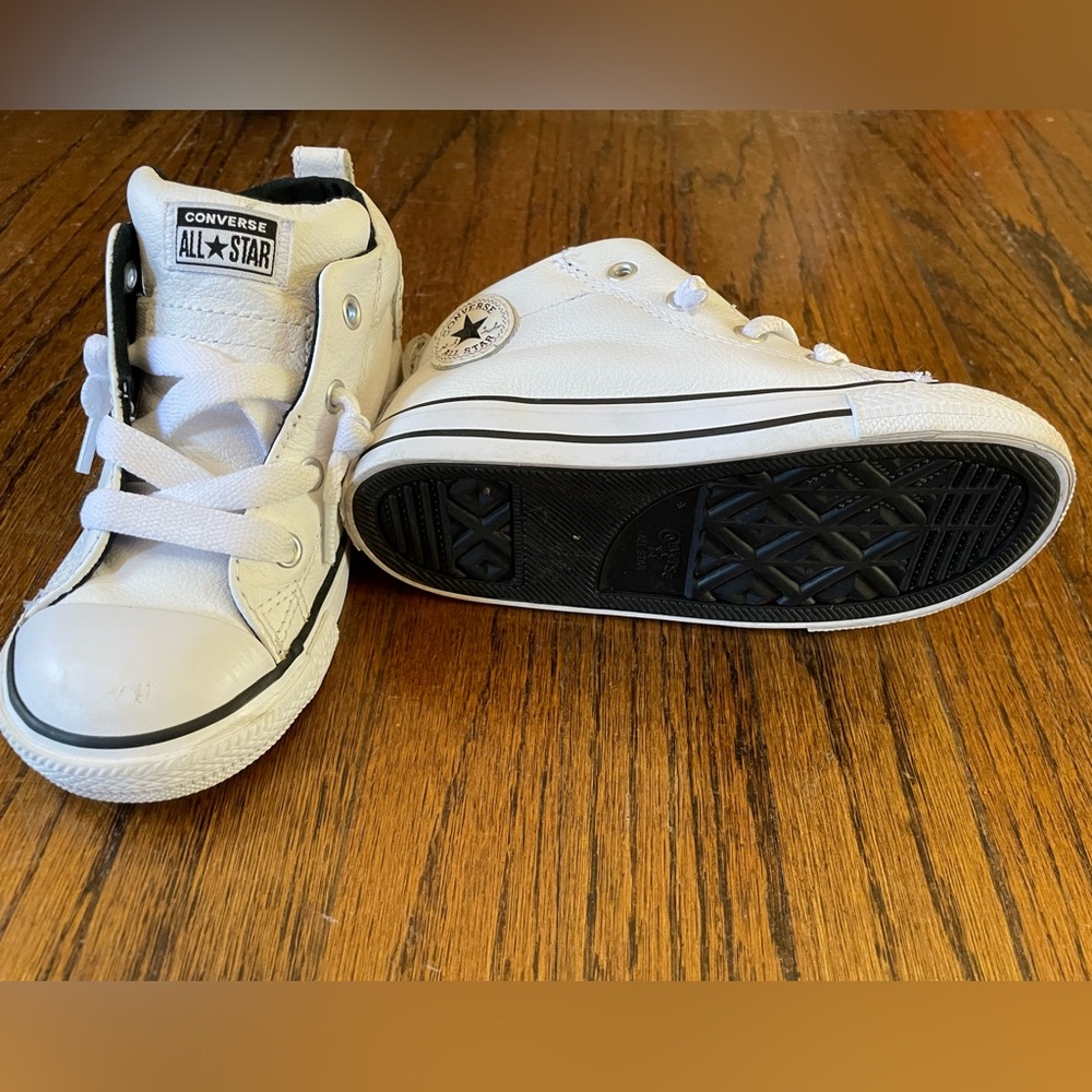 Leather Converse All Stars size 9 toddler